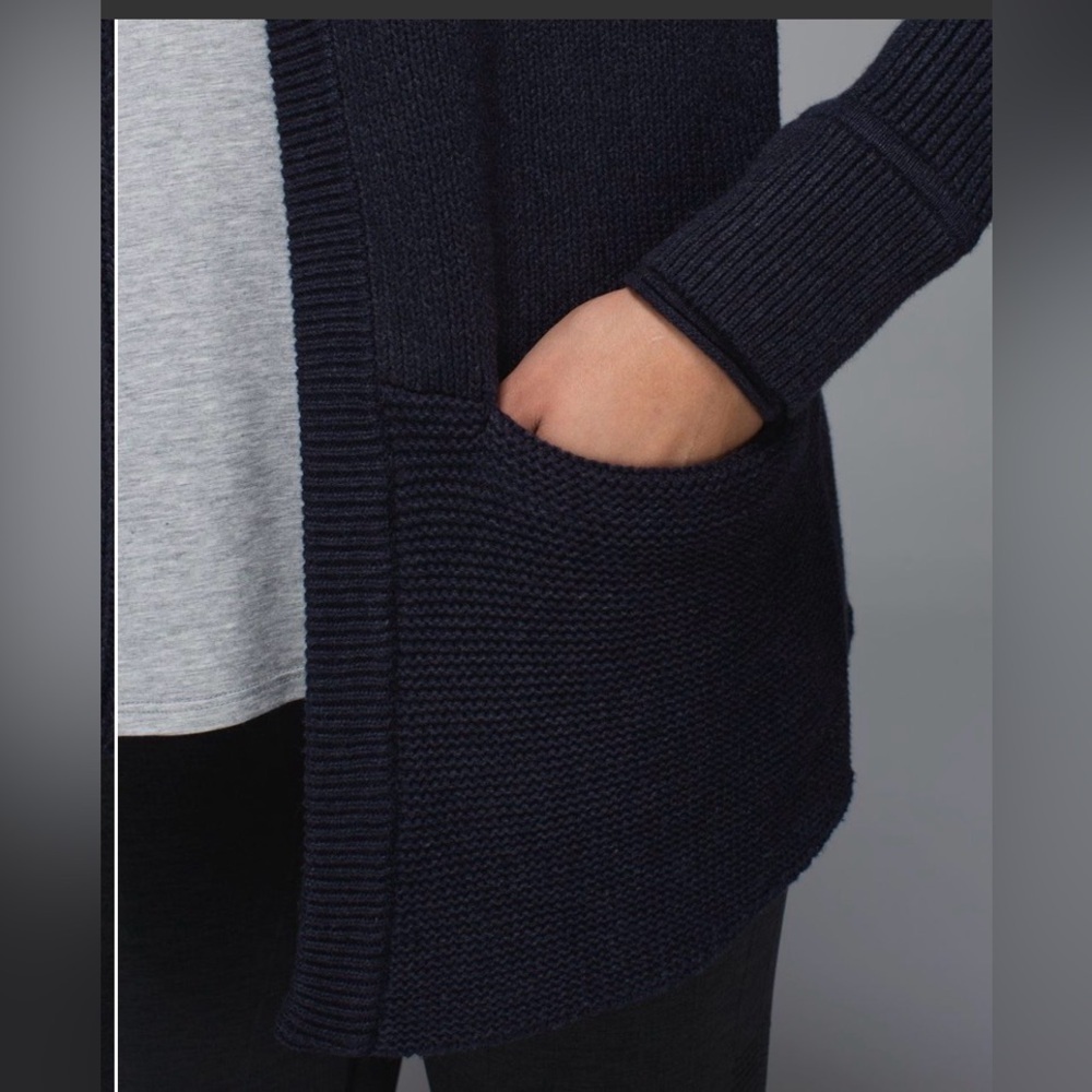 Lululemon "We Like to Cardi" - Heathered Naval Blue / Naval Blue - Picture 2 of 6